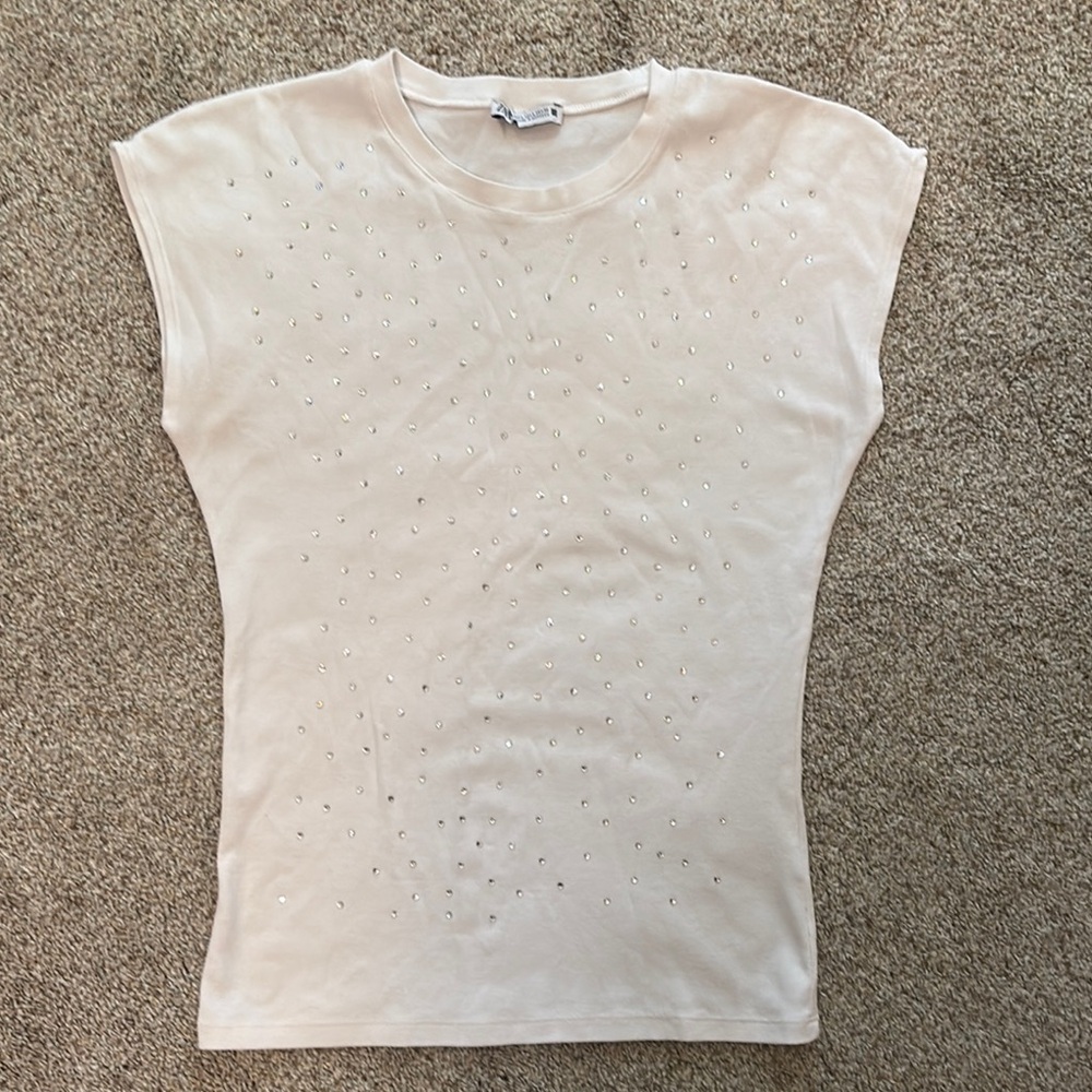 ZARA rhinestone fitted tee. Large. EUC!